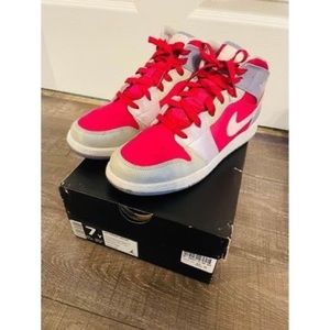 Jordan 1 Mid GG Hyper Fuchsia 7Y